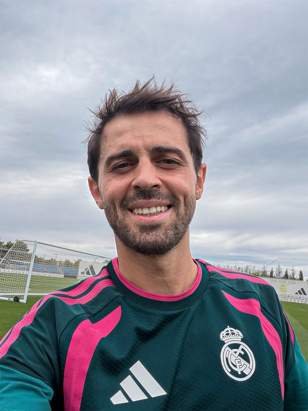 Góc Nhìn Net88: Real Madrid đăng ảnh selfie Bernardo Silva mặc đồ tập: Anh ấ