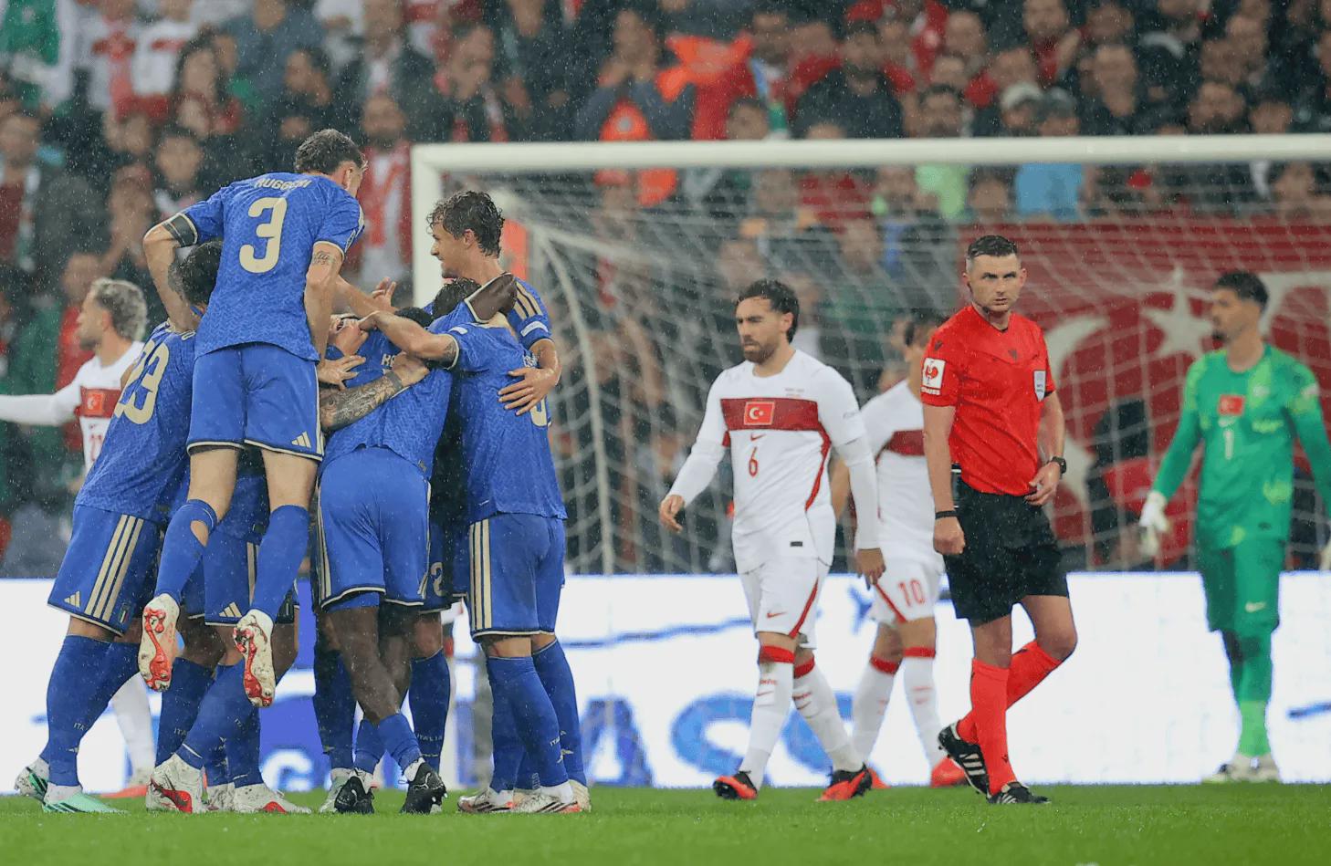 Góc Nhìn Net88: Đè bẹp Thổ Nhĩ Kỳ 4-1! Mancini 61 tuổi đã mỉm cười: xoa